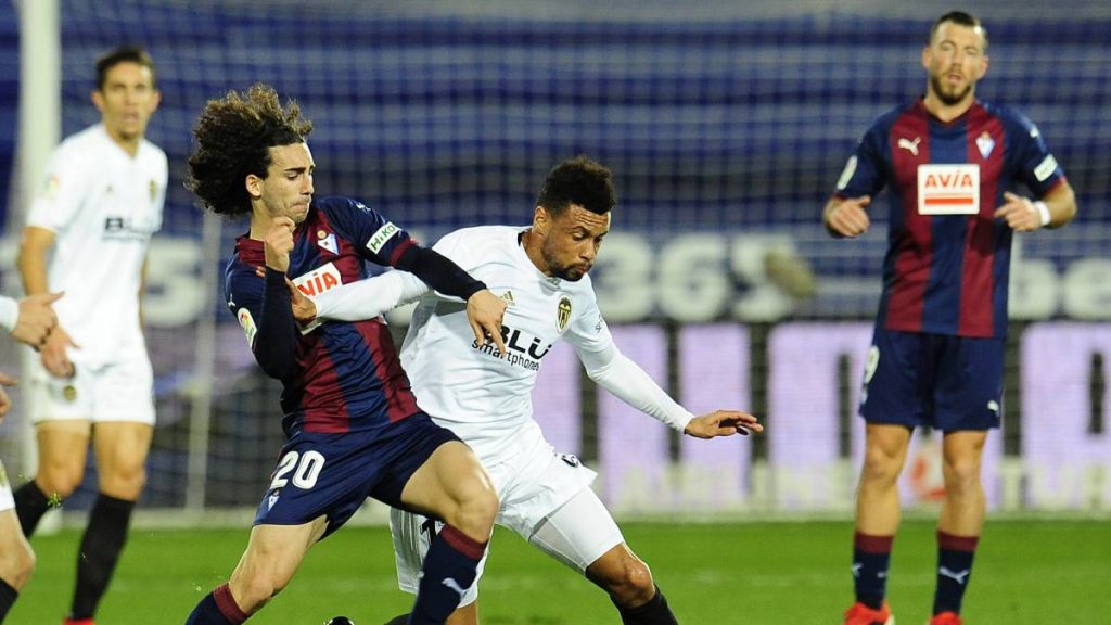 nhan-dinh-bong-da-tay-ban-nha-valencia-vs-eibar-19h00-04-01-2020-o8-03